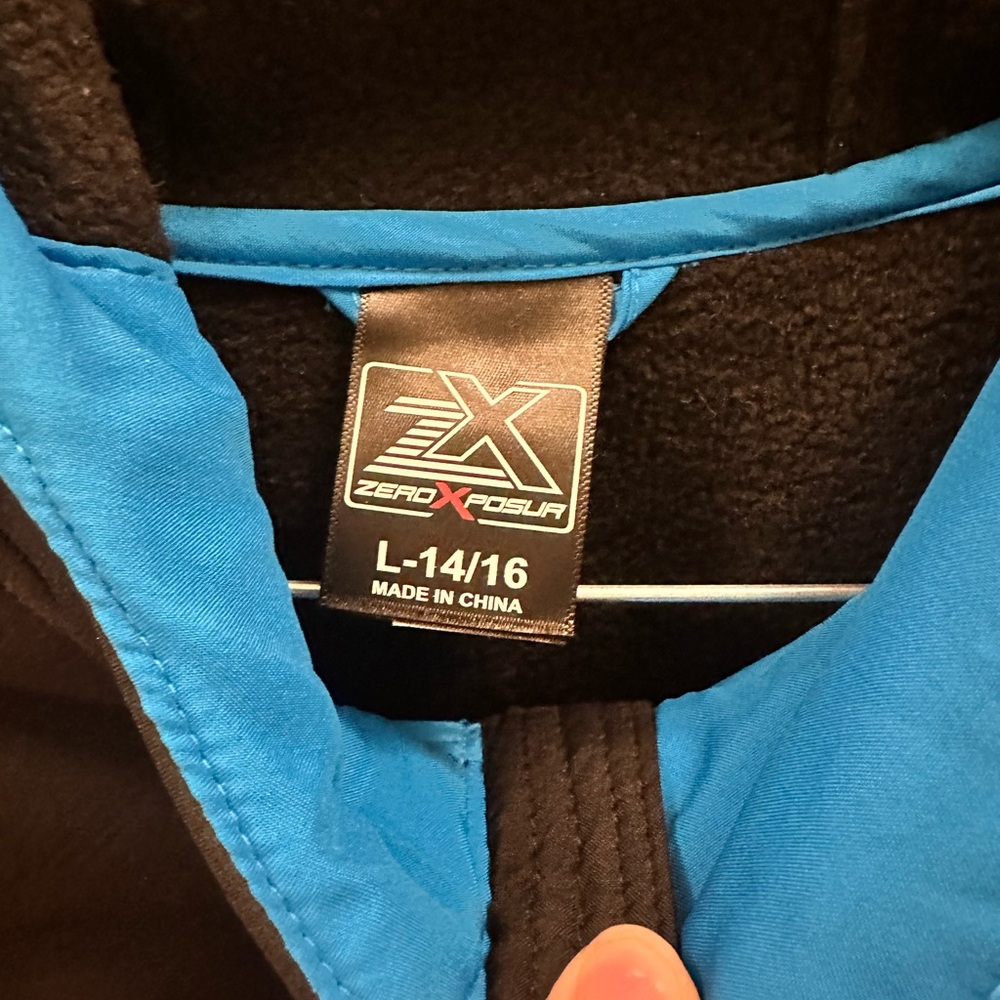 ZeroXposur Black and Gray Jacket with Blue Highlights - Picture 4 of 5